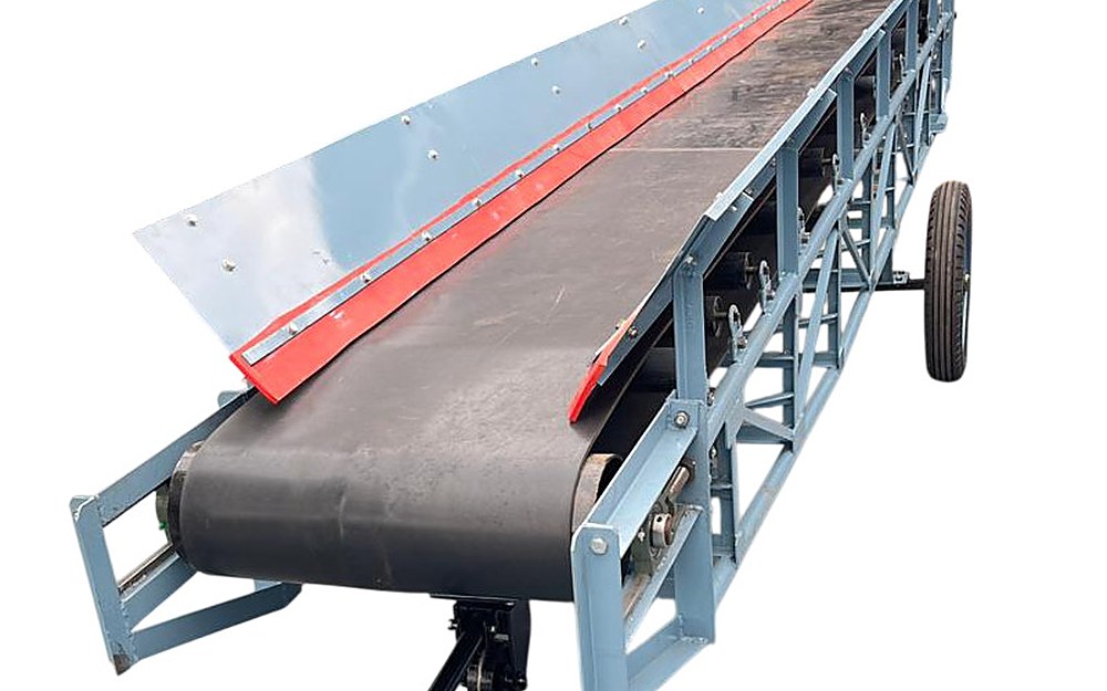 Portable belt conveyor used for truck loading